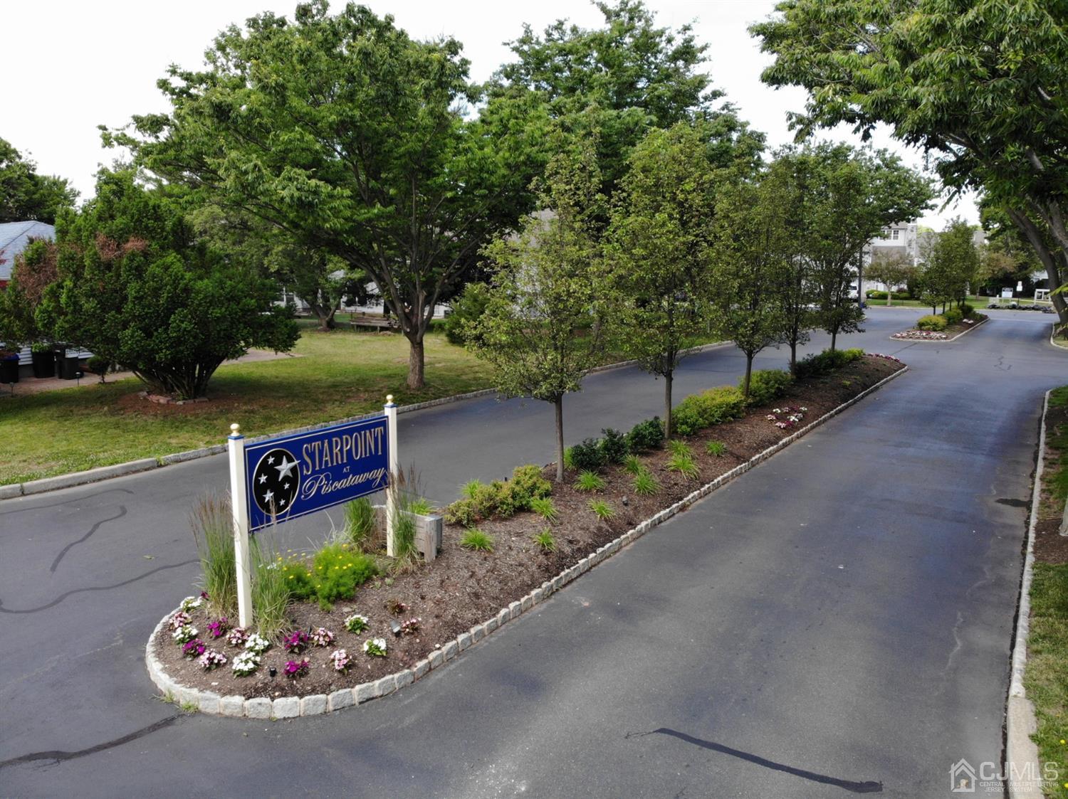 126 Orion Road Piscataway, NJ 08854 - Photo 2 of 48 Gallery Image 2