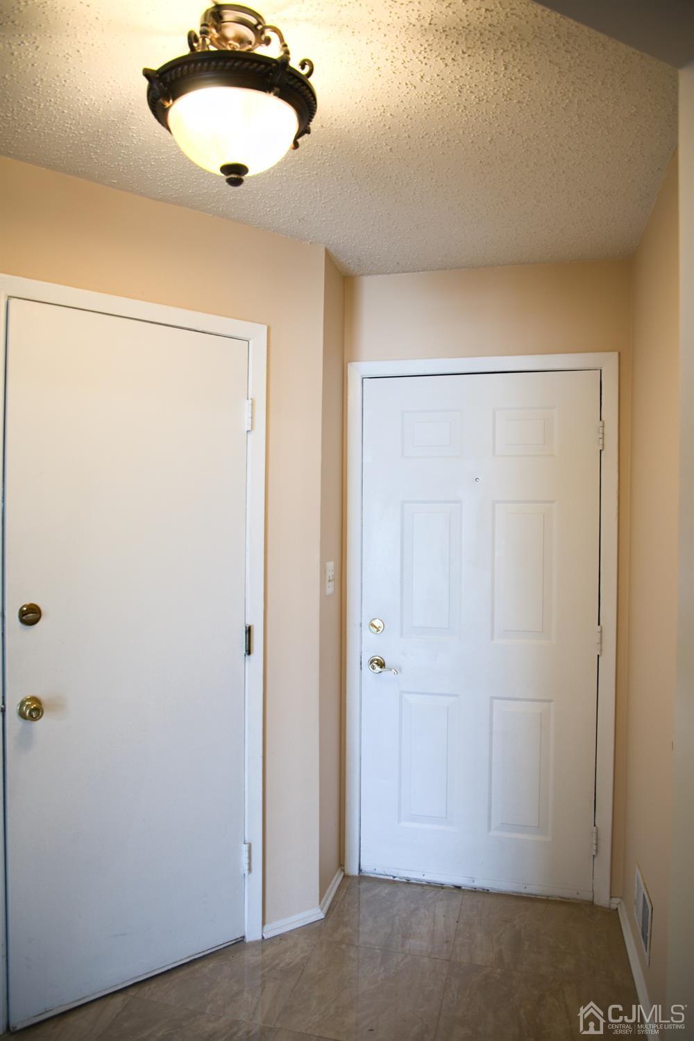 126 Orion Road Piscataway, NJ 08854 - Photo 12 of 48 Gallery Image 12