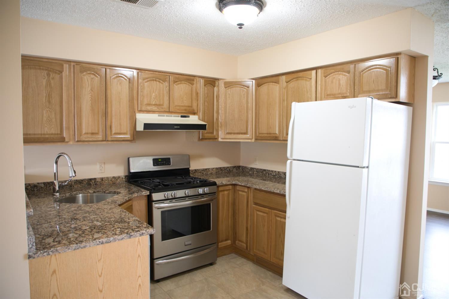 126 Orion Road Piscataway, NJ 08854 - Photo 14 of 48 Gallery Image 14