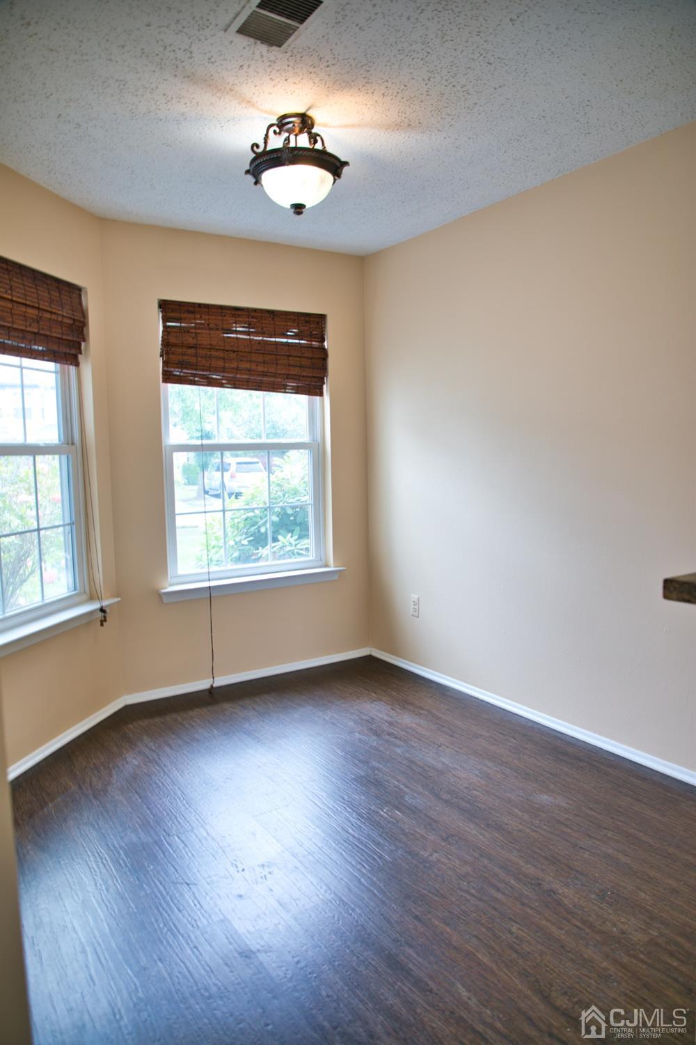 126 Orion Road Piscataway, NJ 08854 - Photo 18 of 48 Gallery Image 18