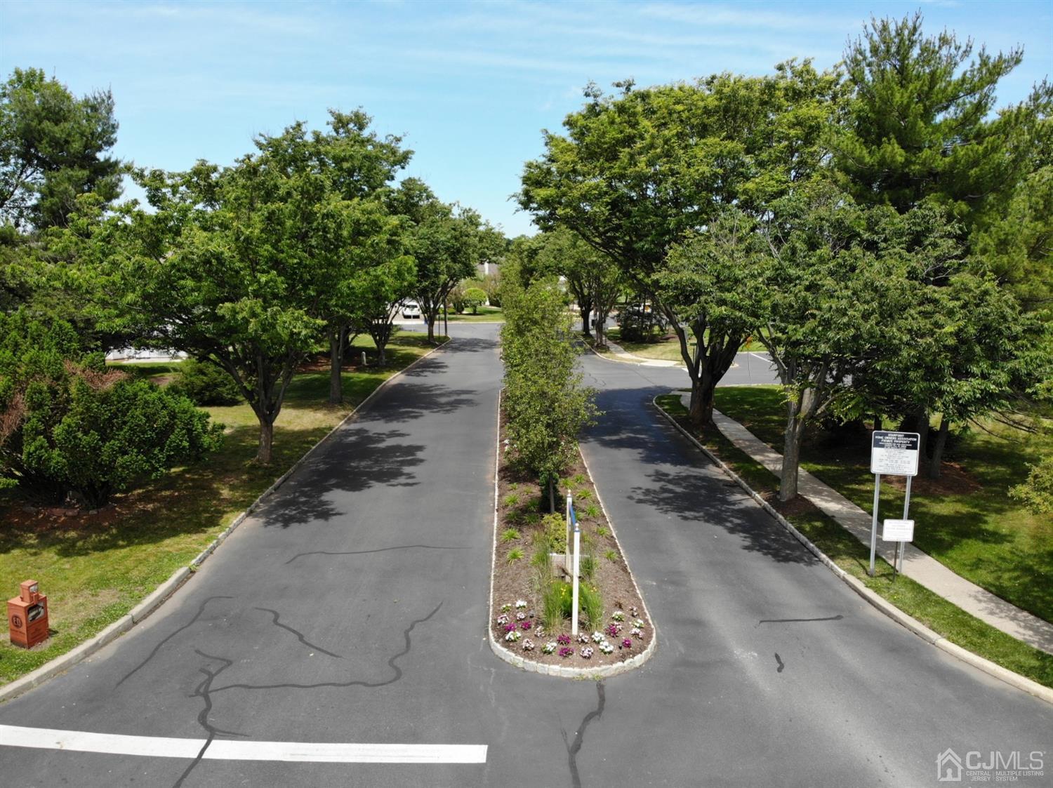 126 Orion Road Piscataway, NJ 08854 - Photo 3 of 48 Gallery Image 3