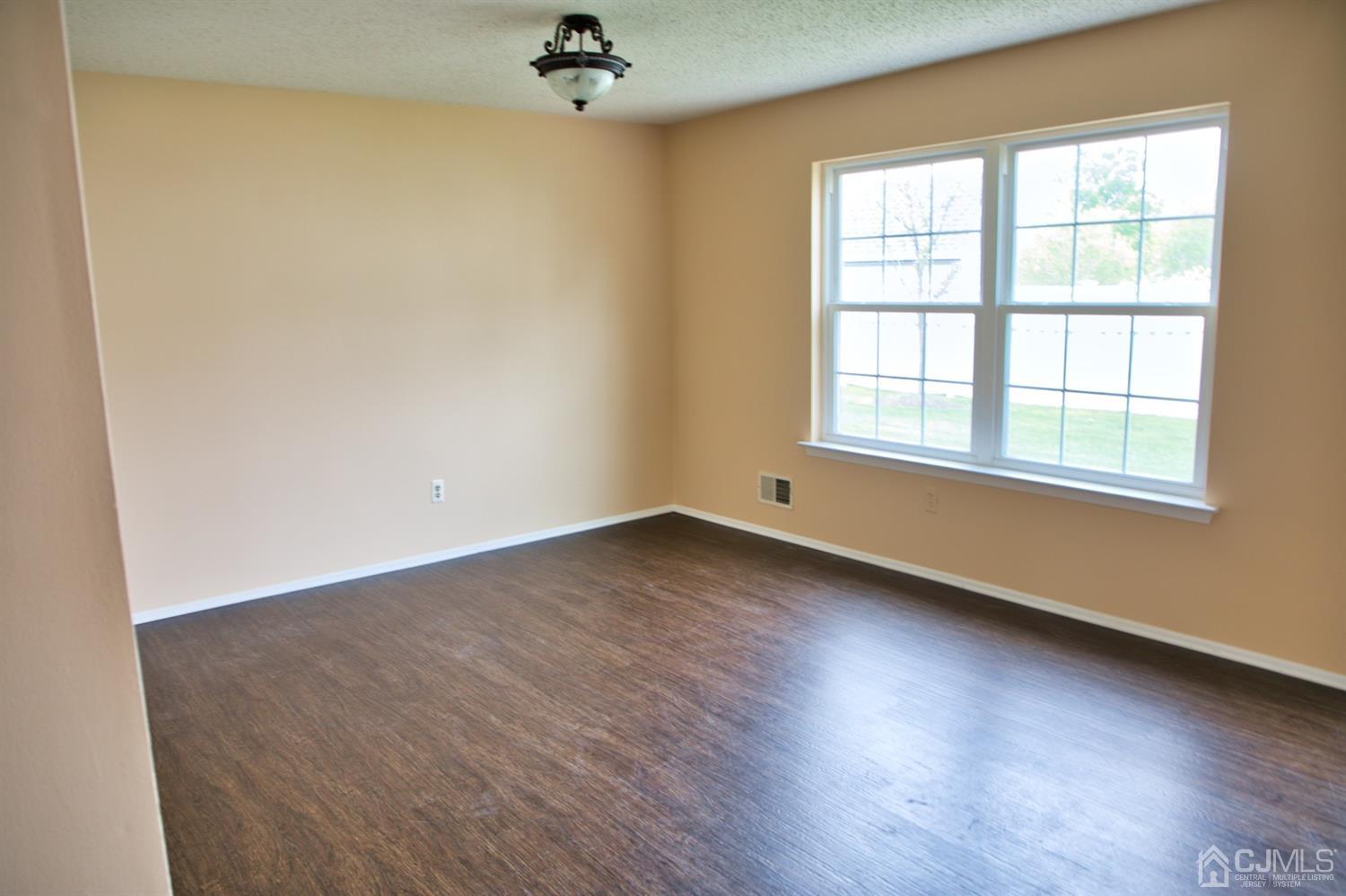 126 Orion Road Piscataway, NJ 08854 - Photo 22 of 48 Gallery Image 22