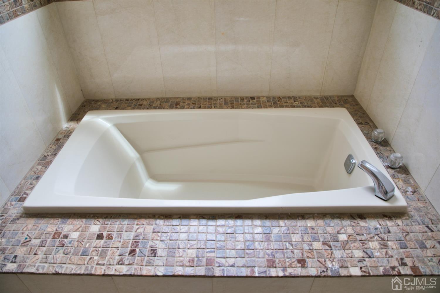 126 Orion Road Piscataway, NJ 08854 - Photo 47 of 48 Gallery Image 47