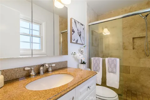 $1,329,000 | 9658 Dove Circle, Fountain Valley, CA 92708