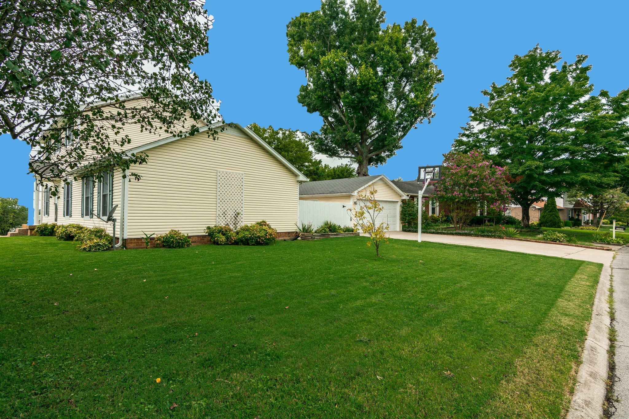3420 Country Hill Road Antioch, TN 37013 - Photo 4 of 38 Gallery Image 4
