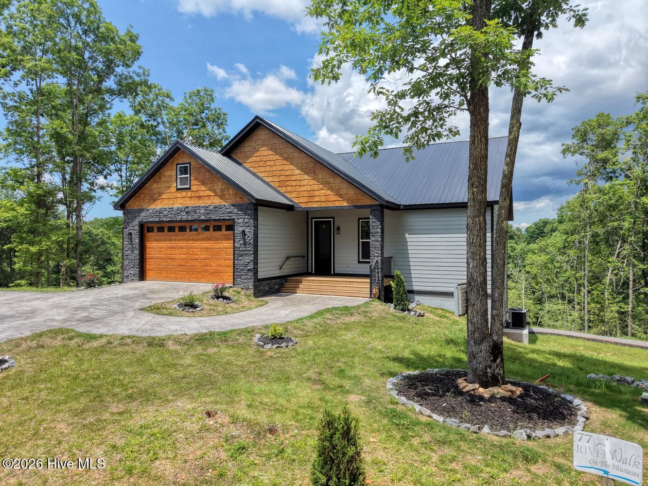 116 Short Oak Run Murphy, NC 28906 - Photo 5 of 76