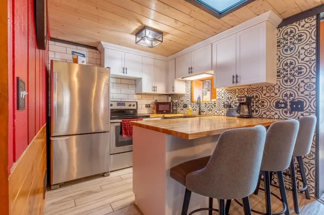 $489,900 | 27686 Little Whitefish Road, Garrison, MN 56450