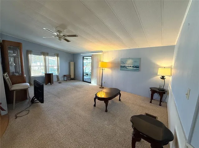 $1,995 | 5580 Stonehaven Lane, Sarasota, FL 34233