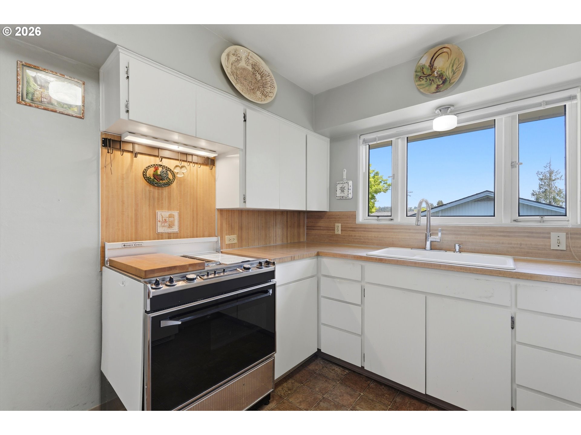 2010 Northeast Adams Street Camas, WA 98607 - Photo 12 of 32