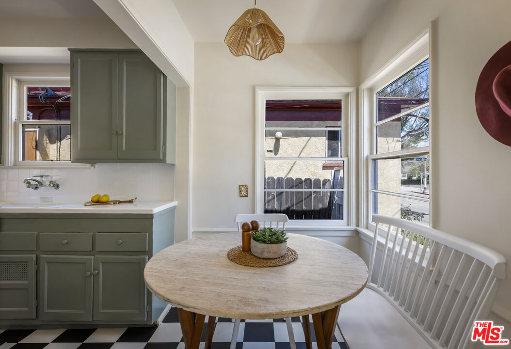 4355 Verdugo Road Los Angeles, CA 90065 - Photo 12 of 33