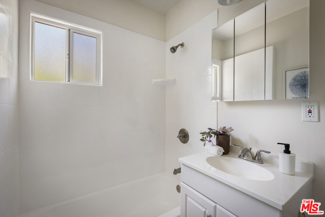 4355 Verdugo Road Los Angeles, CA 90065 - Photo 27 of 33