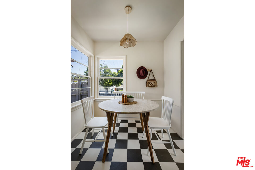 4355 Verdugo Road Los Angeles, CA 90065 - Photo 10 of 33