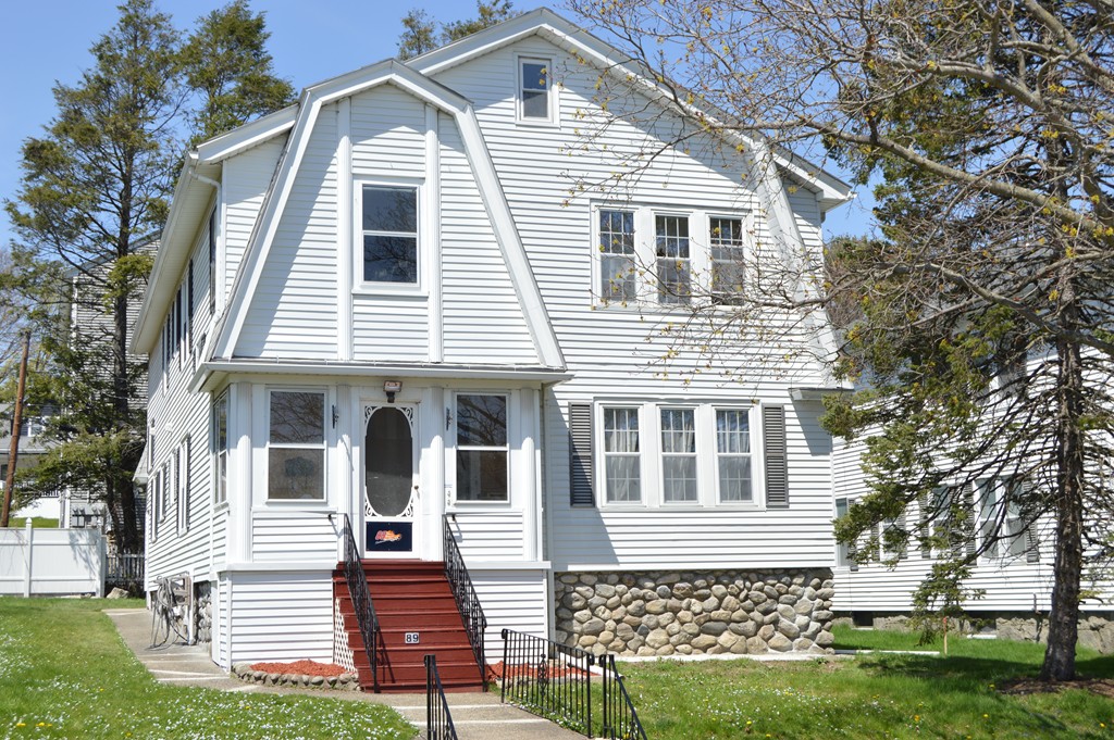 89 Kenberma Road Worcester, MA 01604 - Photo 1 of 22 Gallery Image 1