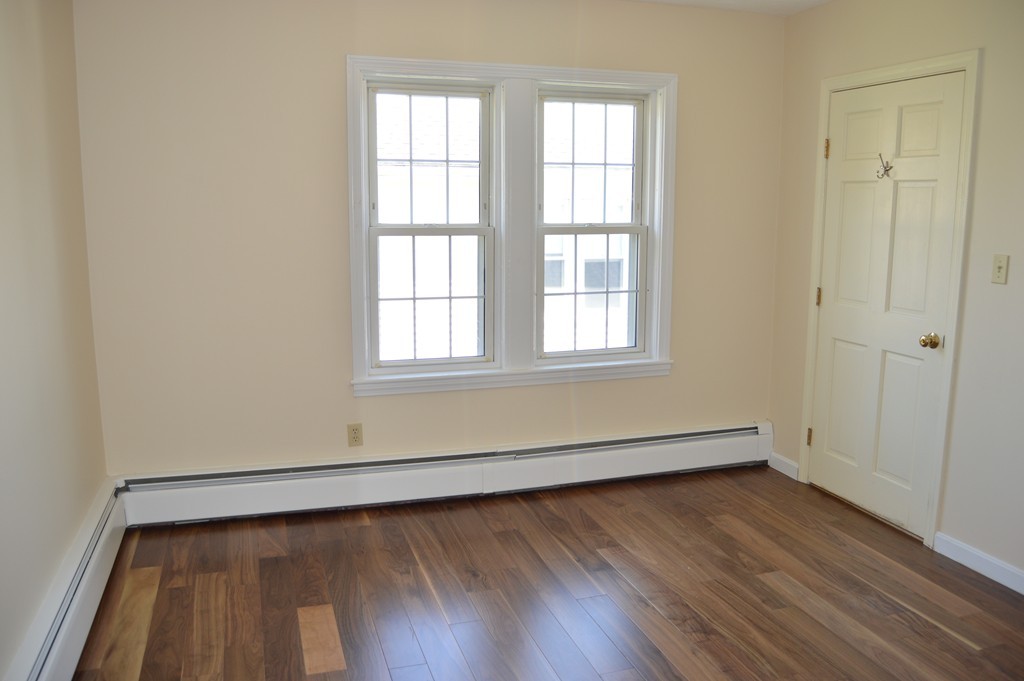 89 Kenberma Road Worcester, MA 01604 - Photo 16 of 22 Gallery Image 16