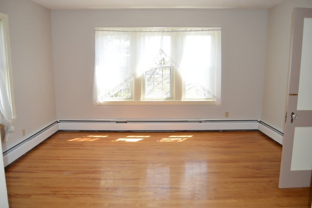 89 Kenberma Road Worcester, MA 01604 - Photo 20 of 22 Gallery Image 20