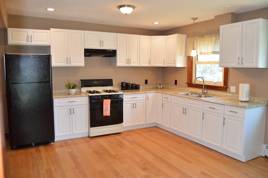 89 Kenberma Road Worcester, MA 01604 - Photo 7 of 22 Gallery Image 7