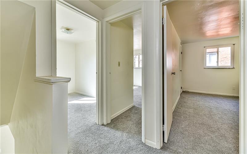 257-259 Universal Road Pittsburgh, PA 15235 - Photo 10 of 18 Gallery Image 10