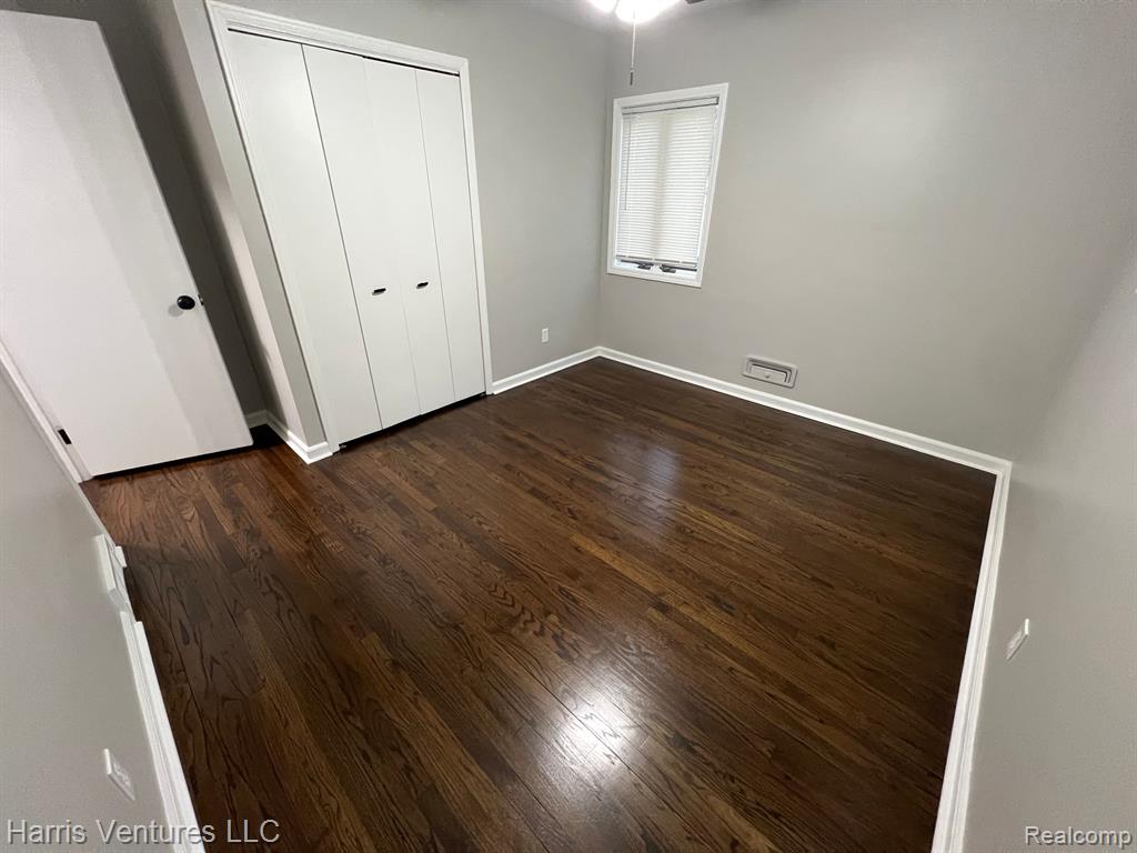 16554 Veronica Avenue Eastpointe, MI 48021 - Photo 17 of 28