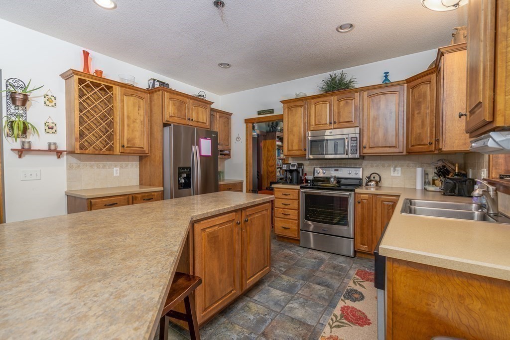 153 NW Road Westhampton, MA 01027 - Photo 9 of 31 Gallery Image 9