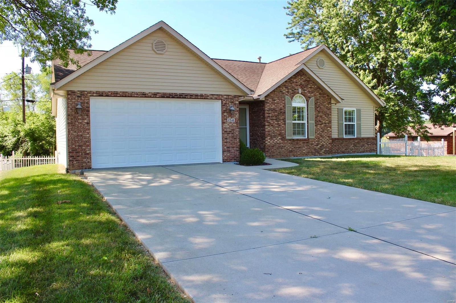 154 Gall Road Columbia, IL 62236 - Photo 4 of 60 Gallery Image 4