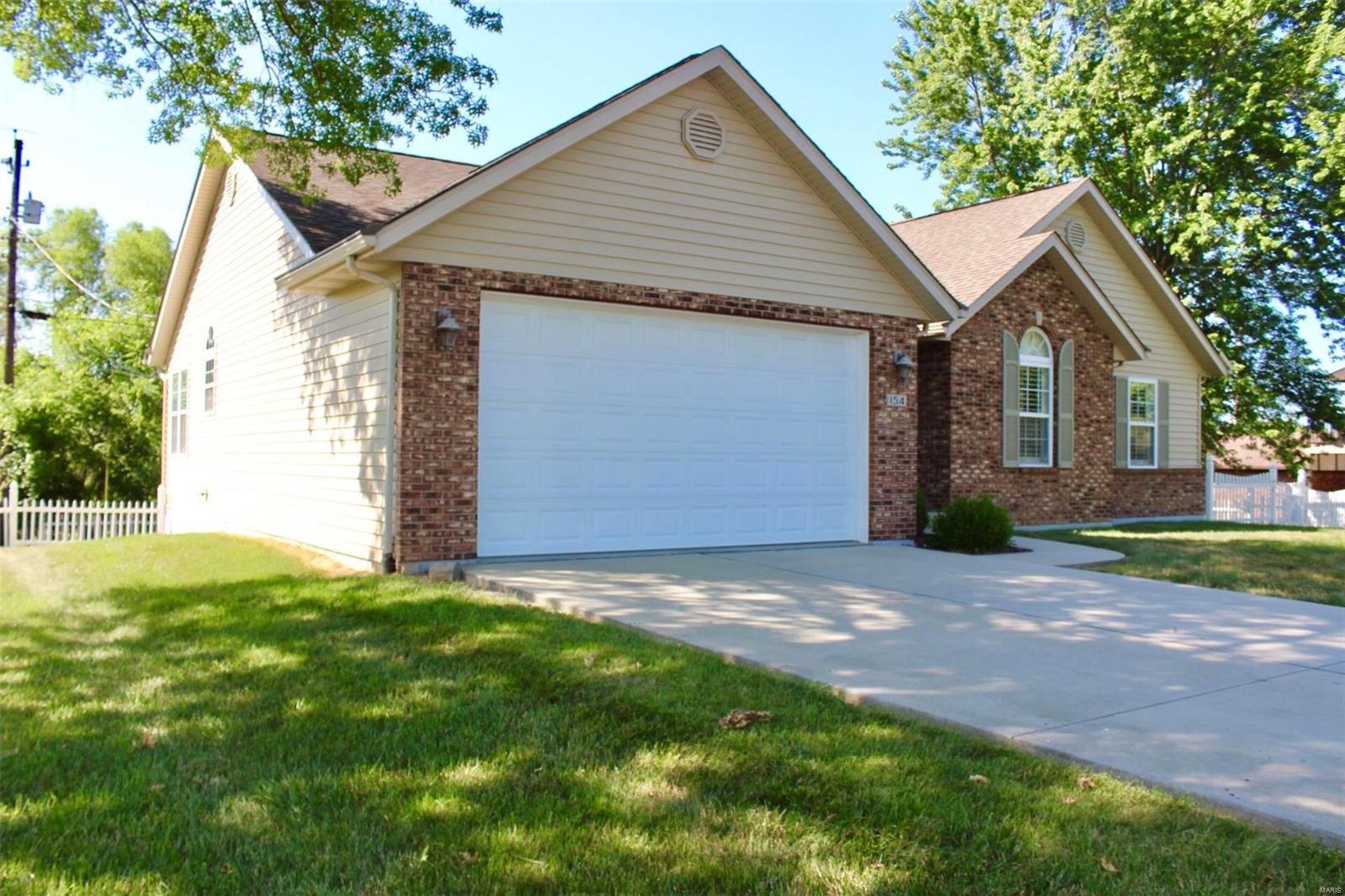 154 Gall Road Columbia, IL 62236 - Photo 5 of 60 Gallery Image 5