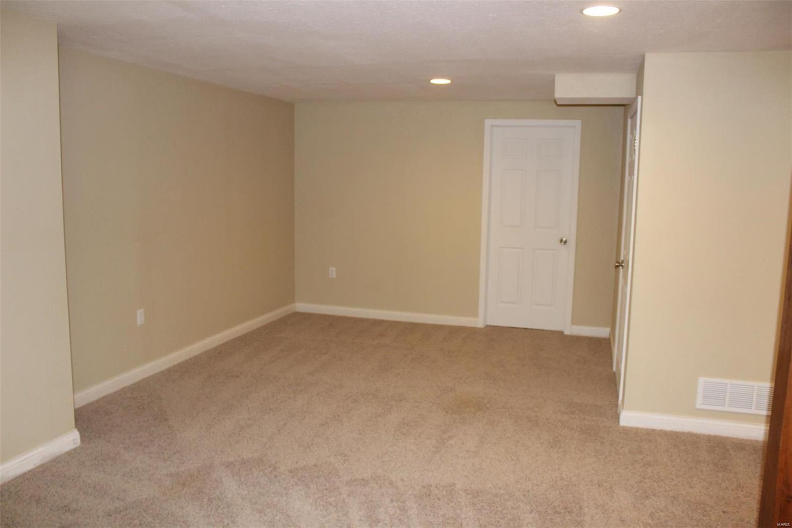 154 Gall Road Columbia, IL 62236 - Photo 44 of 60 Gallery Image 44