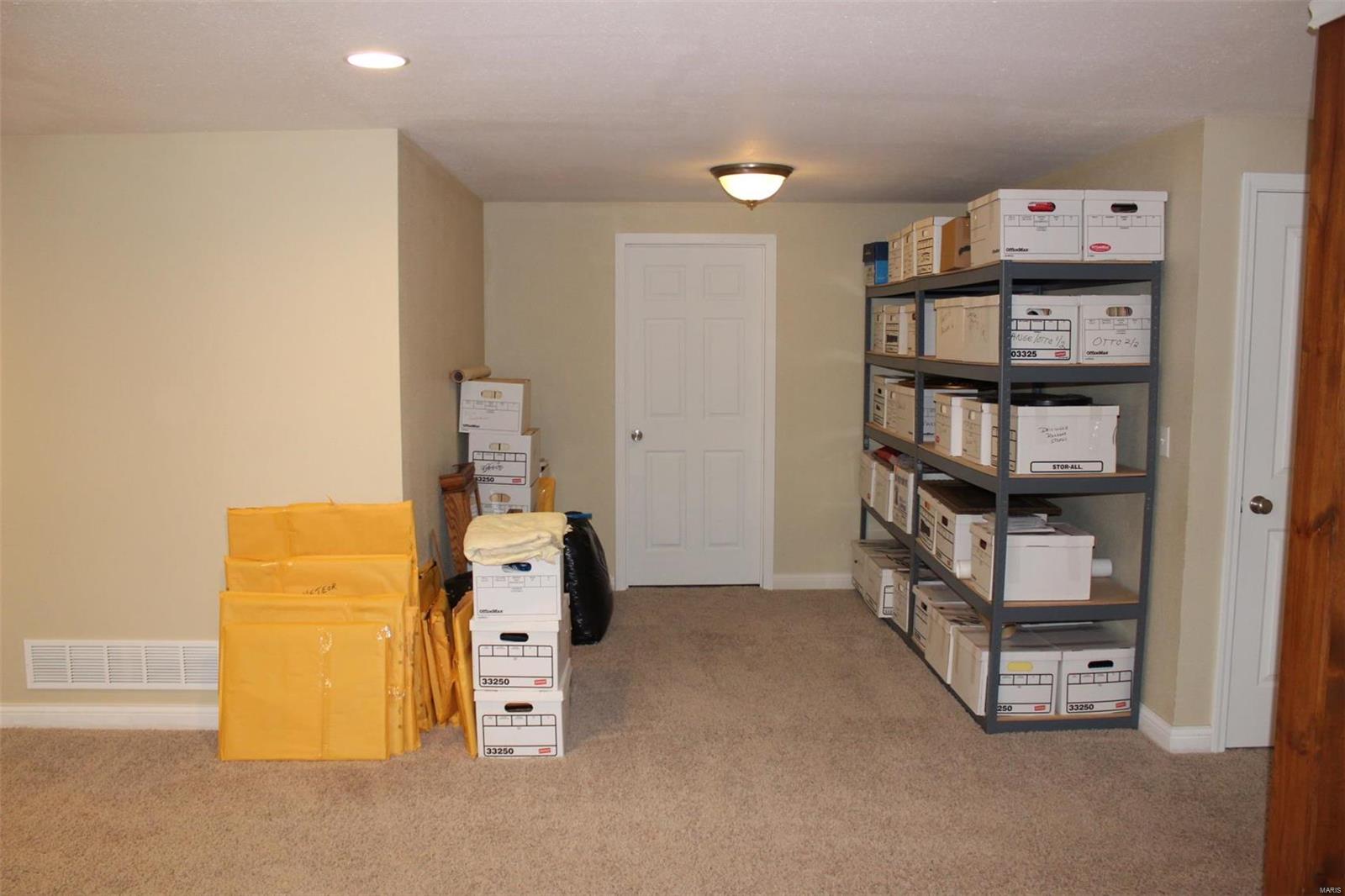 154 Gall Road Columbia, IL 62236 - Photo 45 of 60 Gallery Image 45