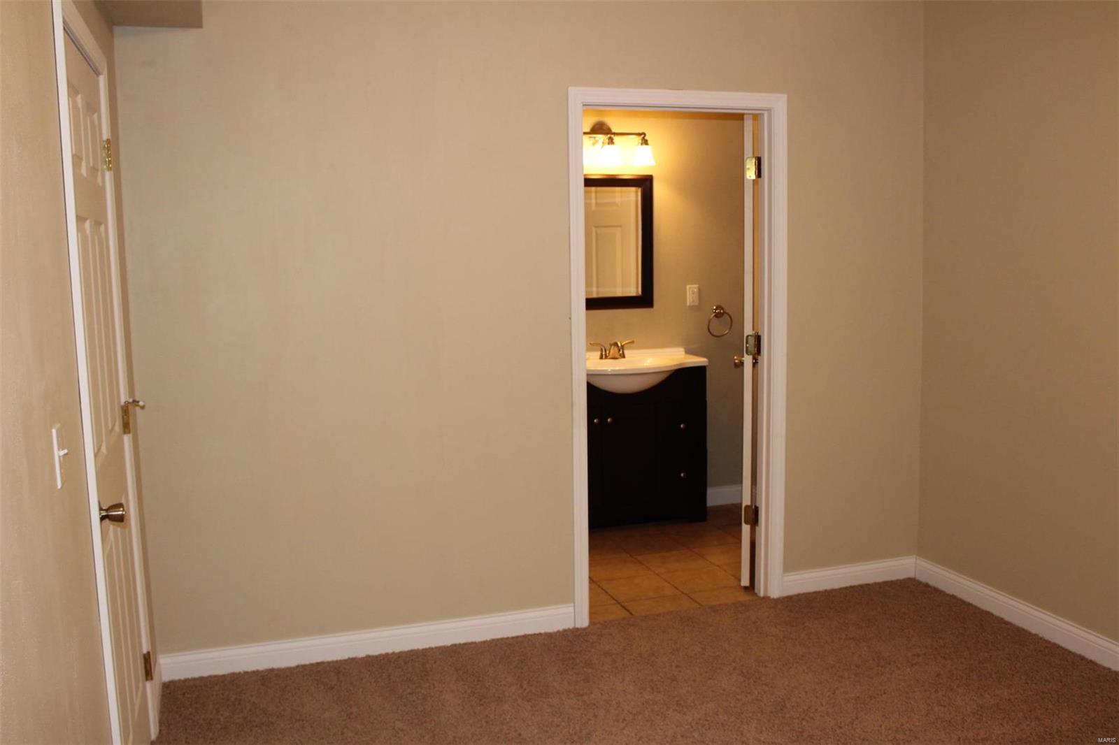 154 Gall Road Columbia, IL 62236 - Photo 48 of 60 Gallery Image 48