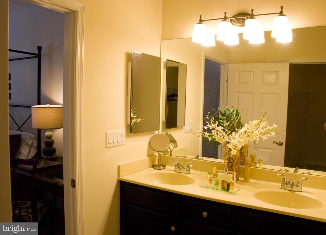 418 Founders Way, Unit 148 Lititz, PA 17543 - Photo 12 of 17 Gallery Image 12