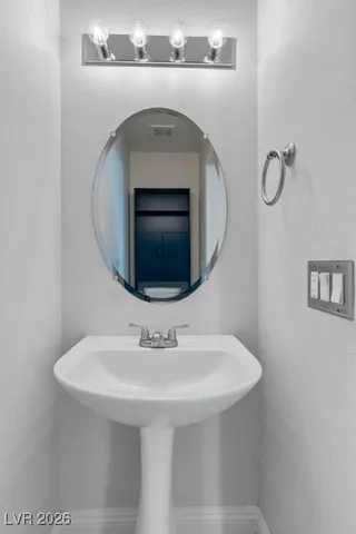 $2,195 | 215 Camelback Ridge Avenue, Henderson, NV 89012