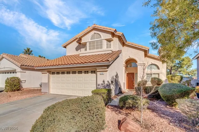 $2,195 | 215 Camelback Ridge Avenue, Henderson, NV 89012