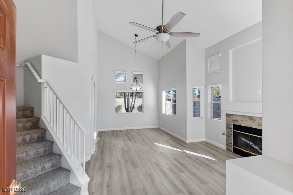 215 Camelback Ridge Avenue Henderson, NV 89012 - Photo 4 of 32