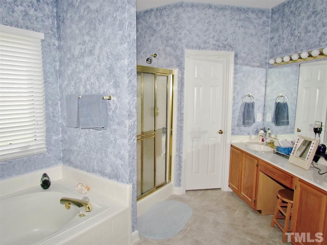 1245 Hillingdon Way Raleigh, NC 27614 - Photo 14 of 25 Gallery Image 14