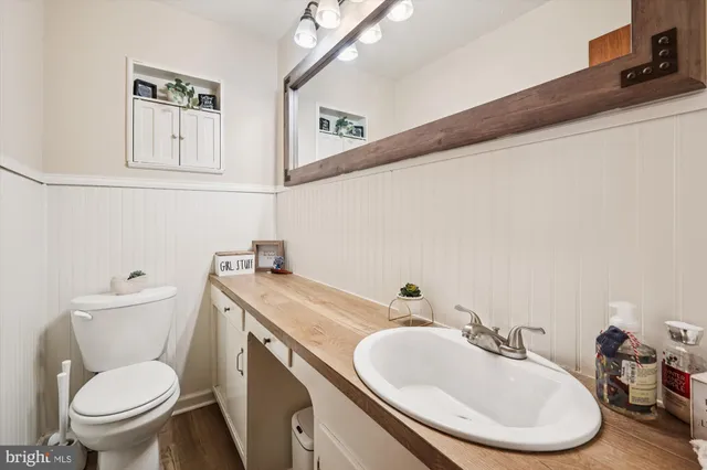 $355,000 | 5916 North Main Street, Rock Hall, MD 21661