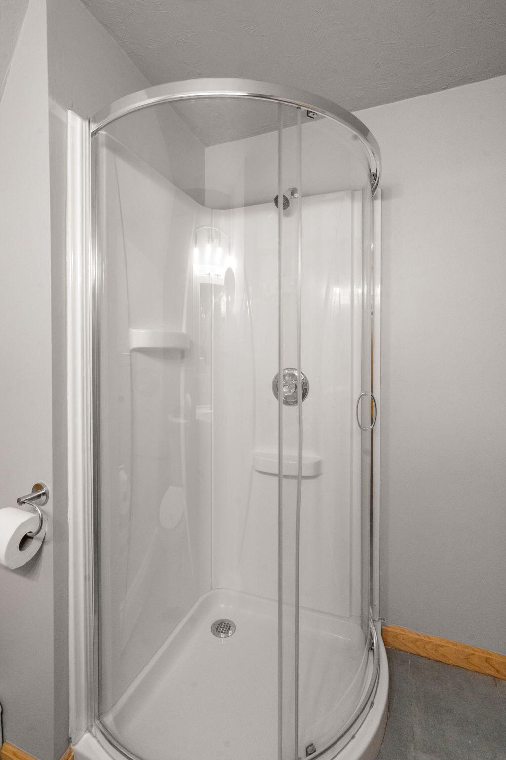 130 Old Barnstable Road East Falmouth, MA 02536 - Photo 18 of 34 a bathroom with a glass shower door