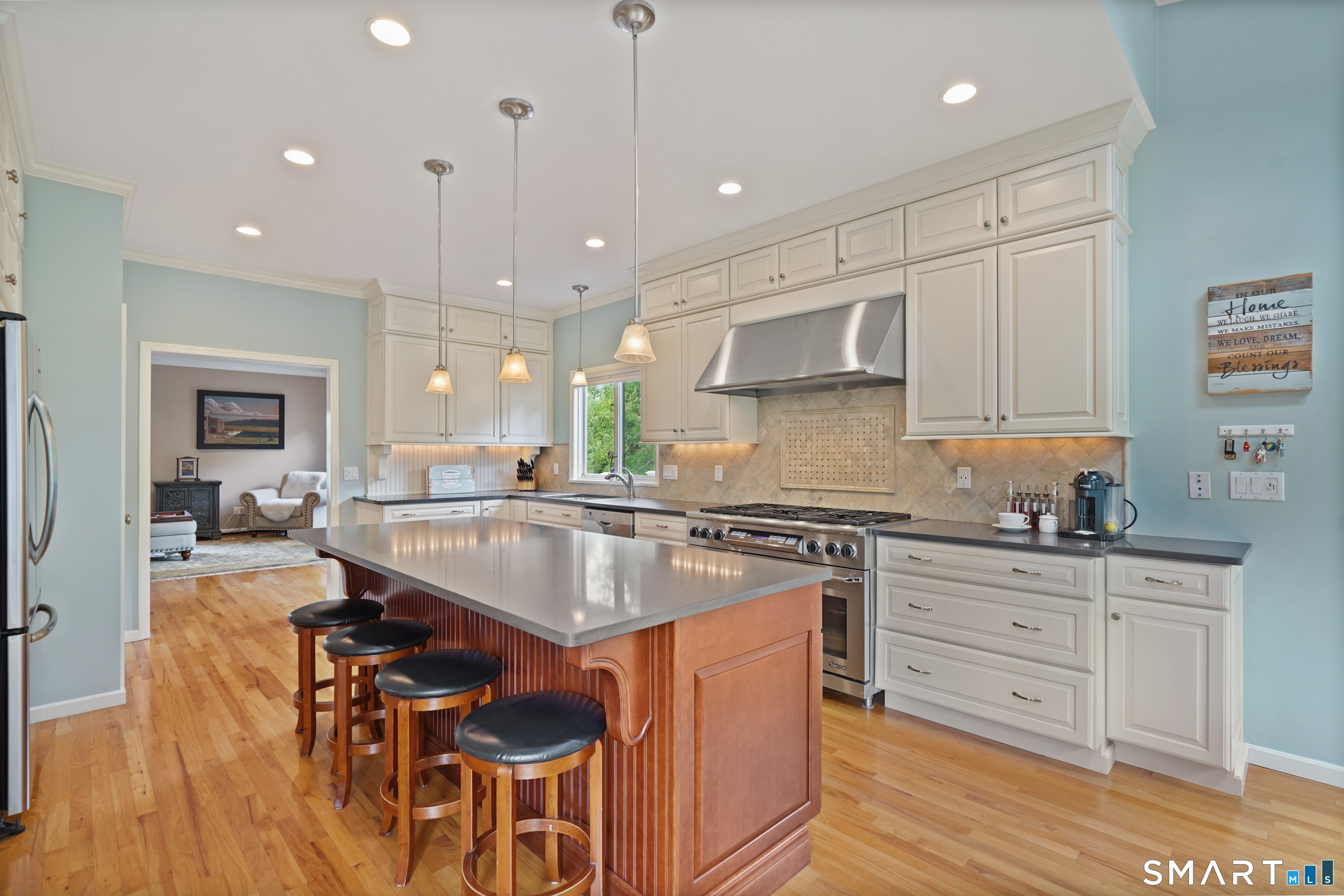 12 Island Hill Avenue Ridgefield, CT 06877 - Photo 8 of 35