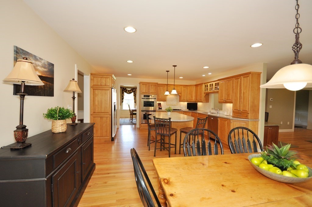 1 Sweeney Ridge Road Bedford, MA 01730 - Photo 8 of 42 Gallery Image 8