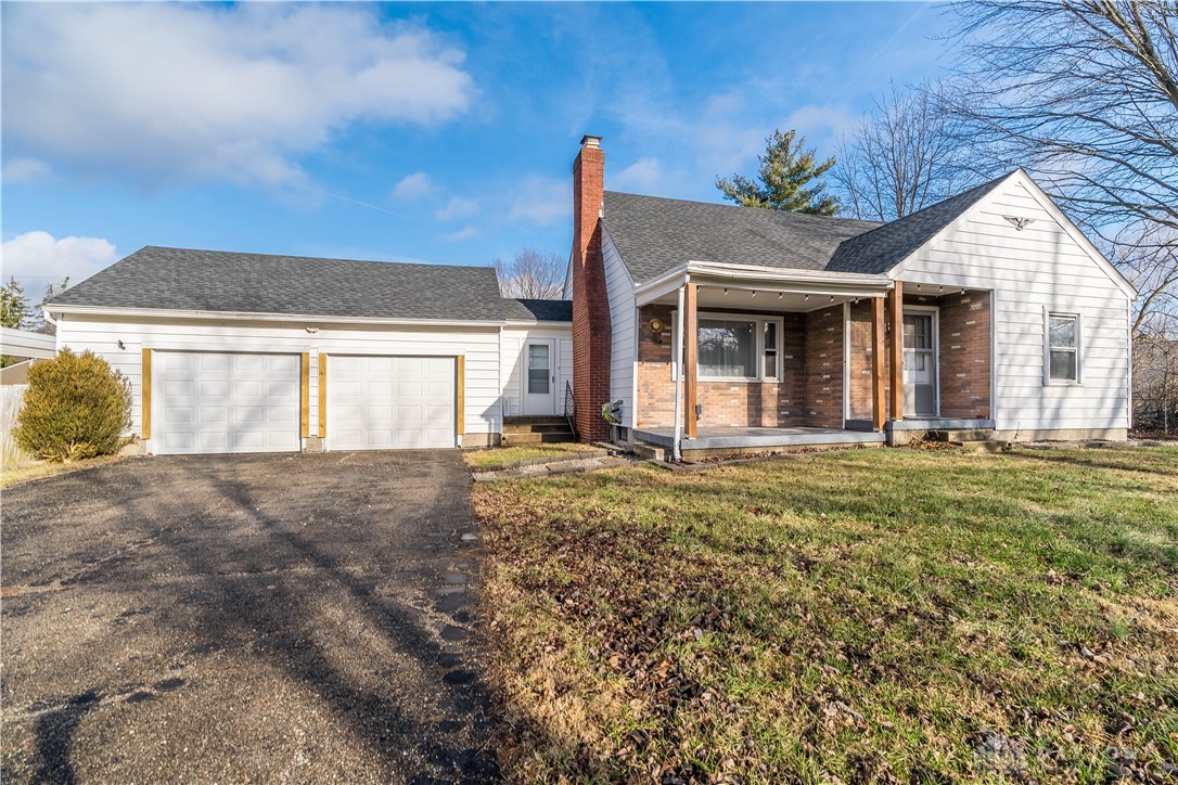 3720 East National Road Springfield, OH 45503 - Photo 2 of 30