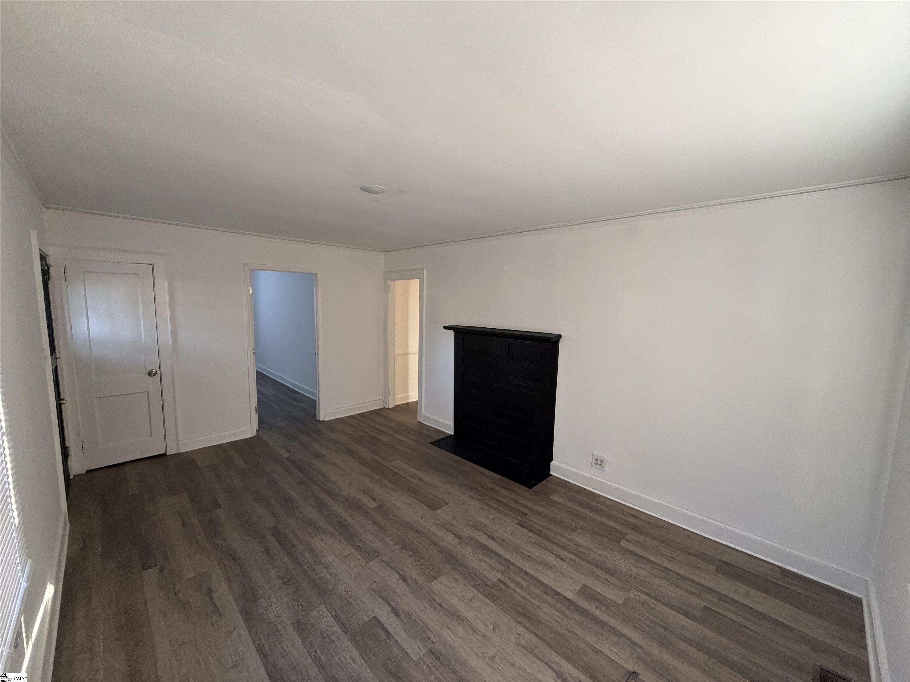 401 Whitehall Road Anderson, SC 29625 - Photo 2 of 10 Gallery Image 2