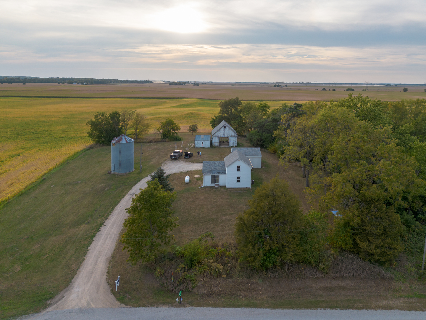 733 Eakle Road Harmon, IL 61042 - Photo 13 of 42 Gallery Image 13