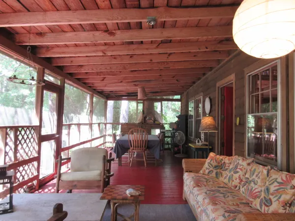 $2,200 | 10043 North Carolina Road, McClellanville, SC 29458