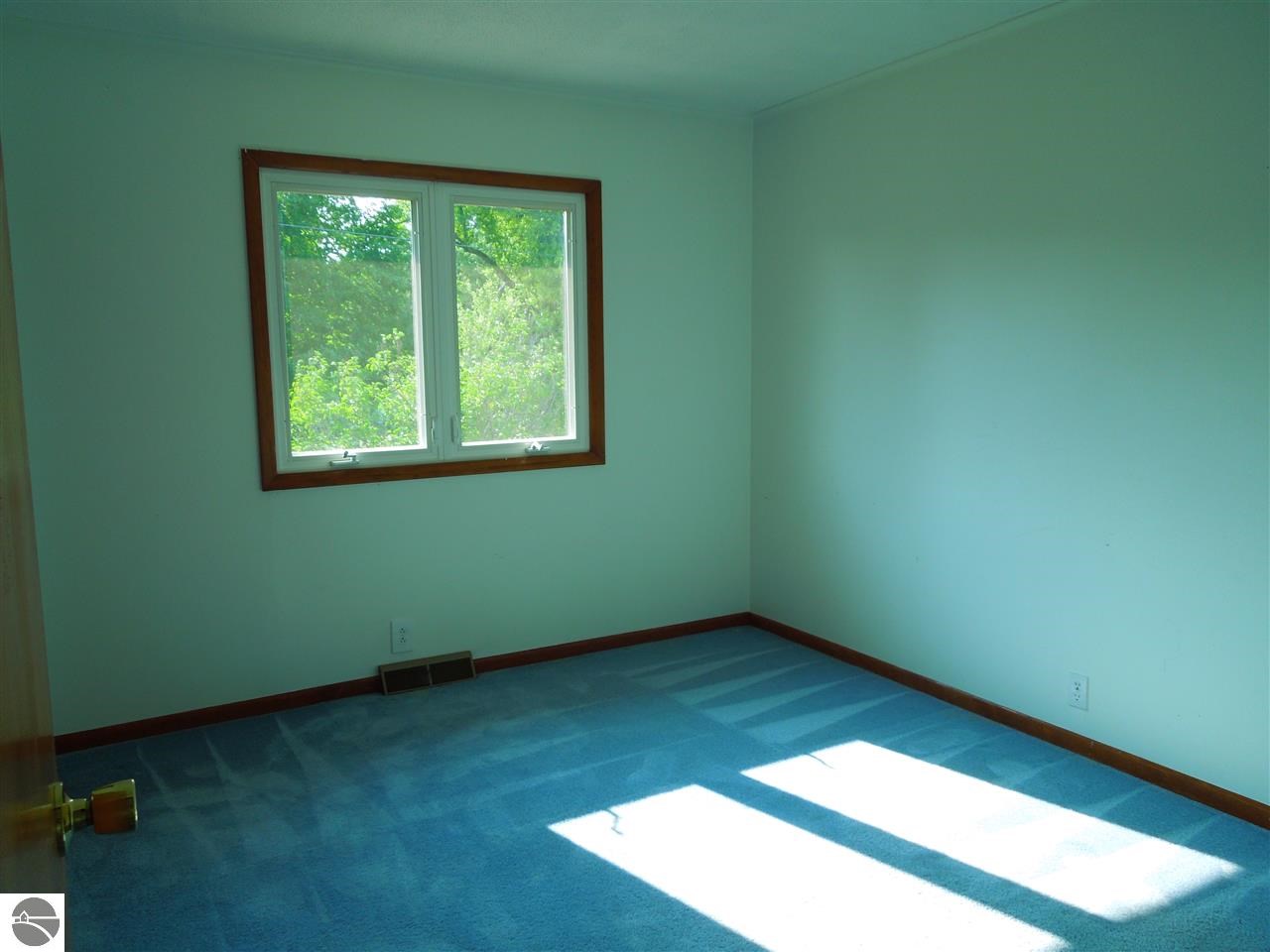 4232 South Garfield Road Kingsley, MI 49649 - Photo 11 of 21 1775446-10.JPG