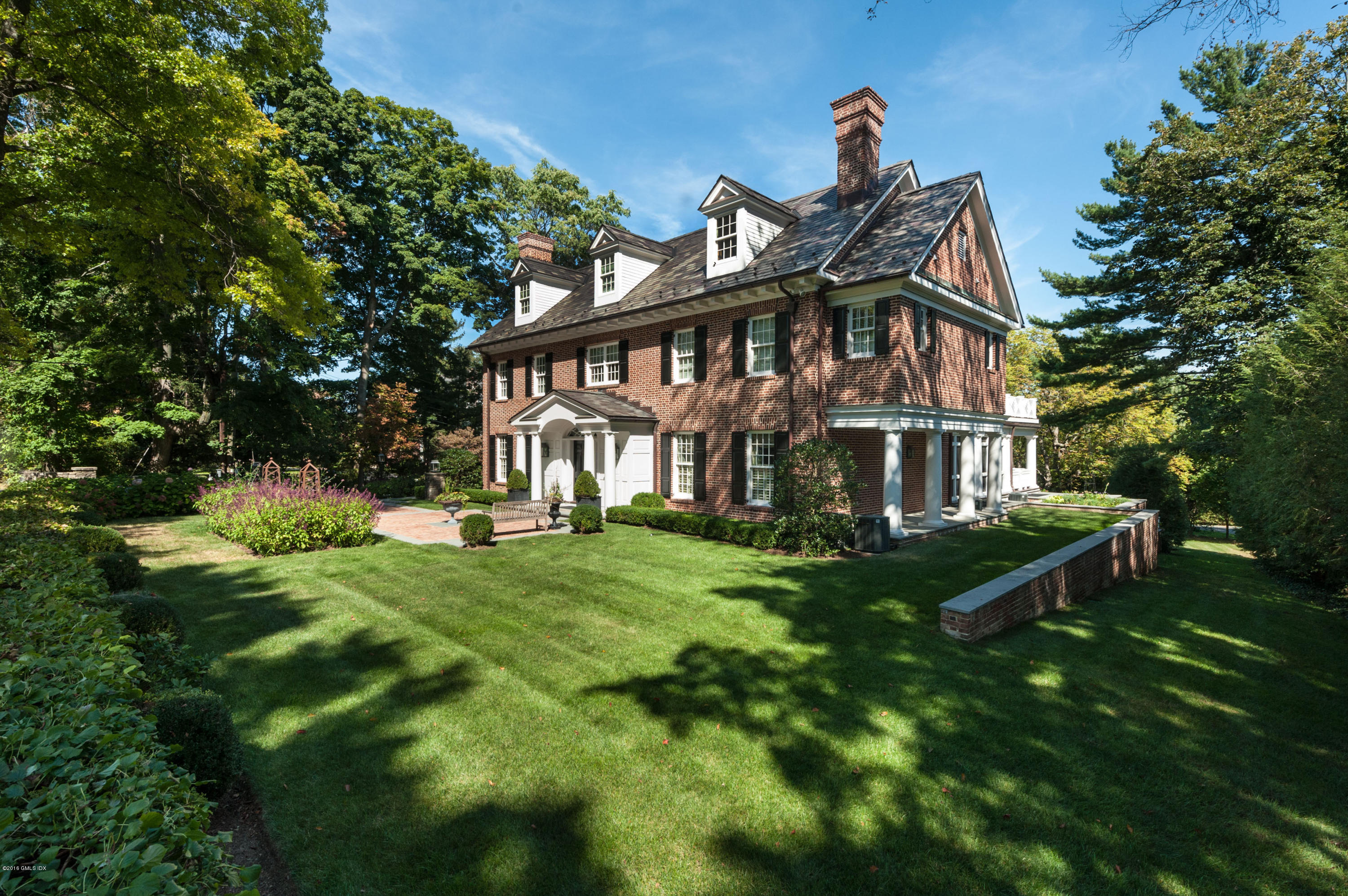 77 Maple Avenue Greenwich, CT 06830 - Photo 1 of 33 front
