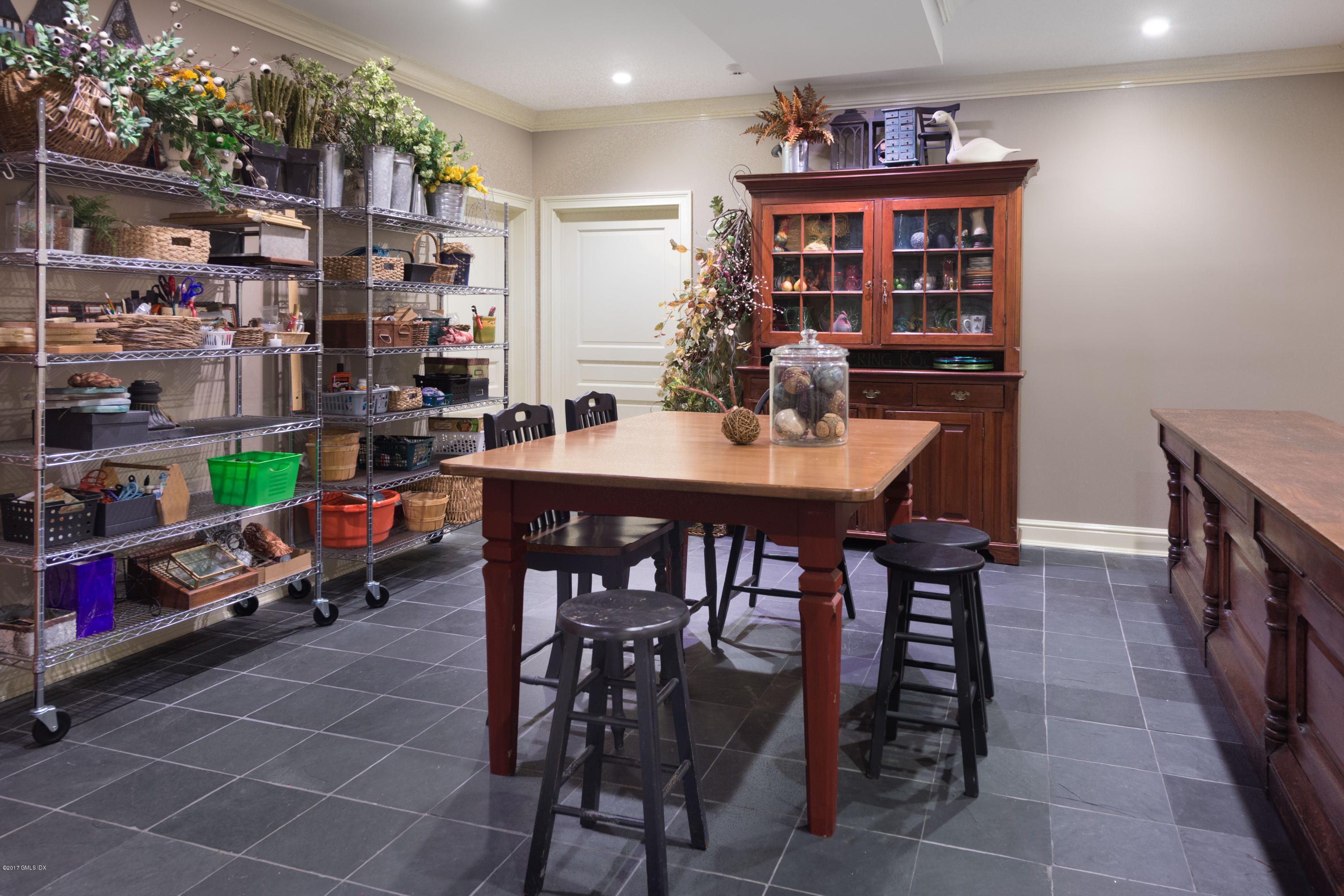 77 Maple Avenue Greenwich, CT 06830 - Photo 25 of 33 craft room