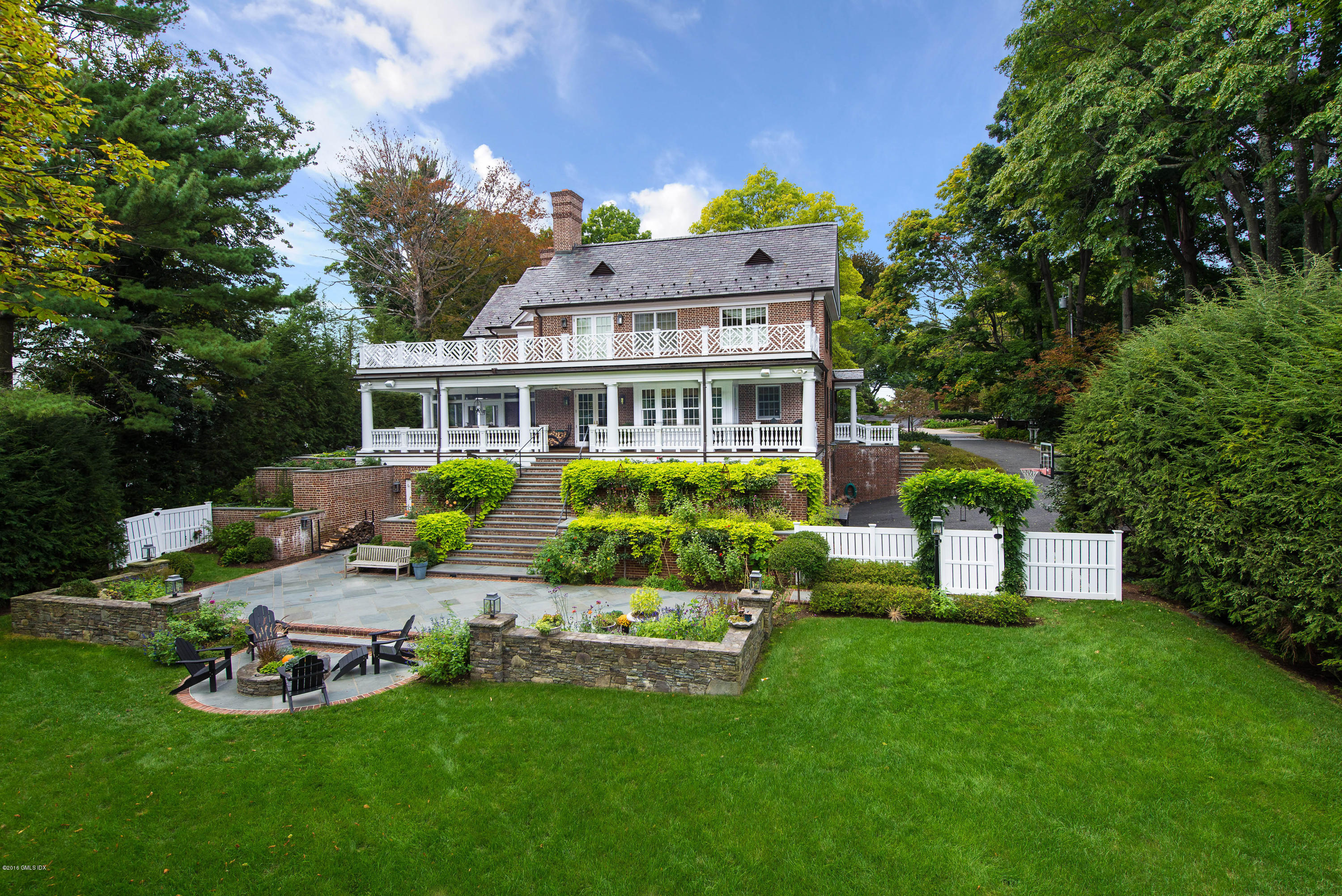 77 Maple Avenue Greenwich, CT 06830 - Photo 30 of 33 back view