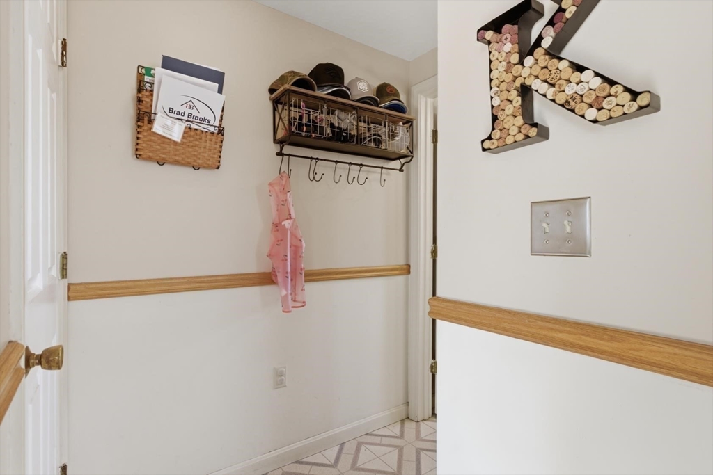 37 Cross Street, Unit 37 Franklin, MA 02038 - Photo 11 of 36