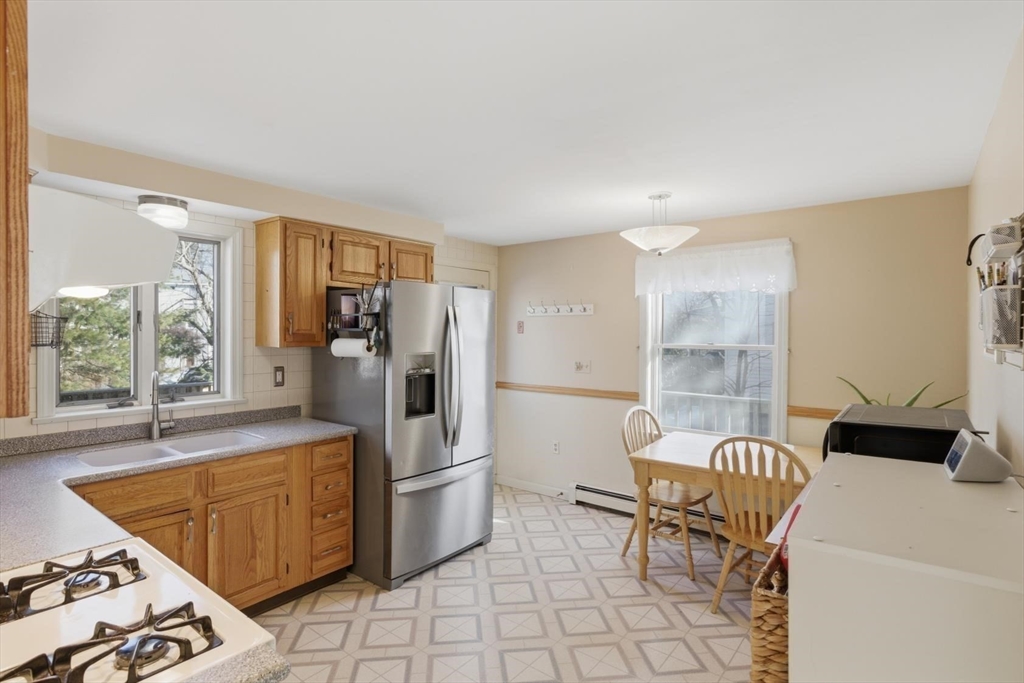 37 Cross Street, Unit 37 Franklin, MA 02038 - Photo 8 of 36