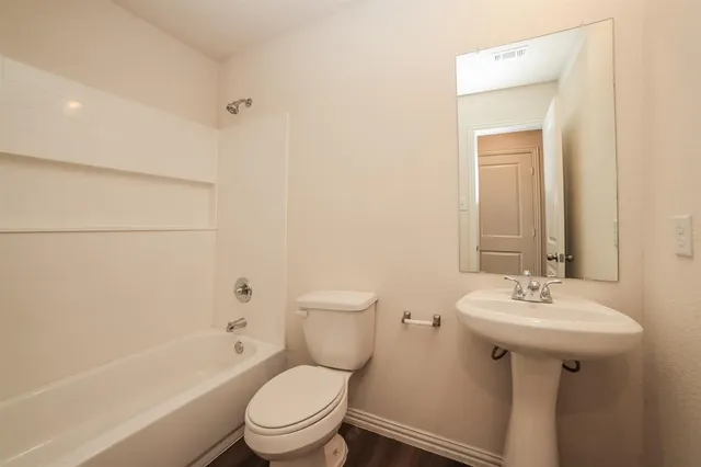 $209,900 | 625 Walker Street, Waco, TX 76704