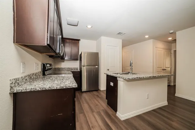 $209,900 | 625 Walker Street, Waco, TX 76704