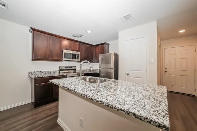 $209,900 | 625 Walker Street, Waco, TX 76704